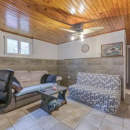Apartamento In *